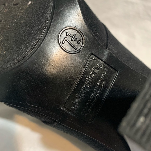 Lace up ankle booties - Picture 7 of 7